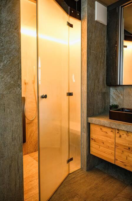 Luxurioese Ferienwohnung Seelage Friedrichshafen Ngoại thất bức ảnh